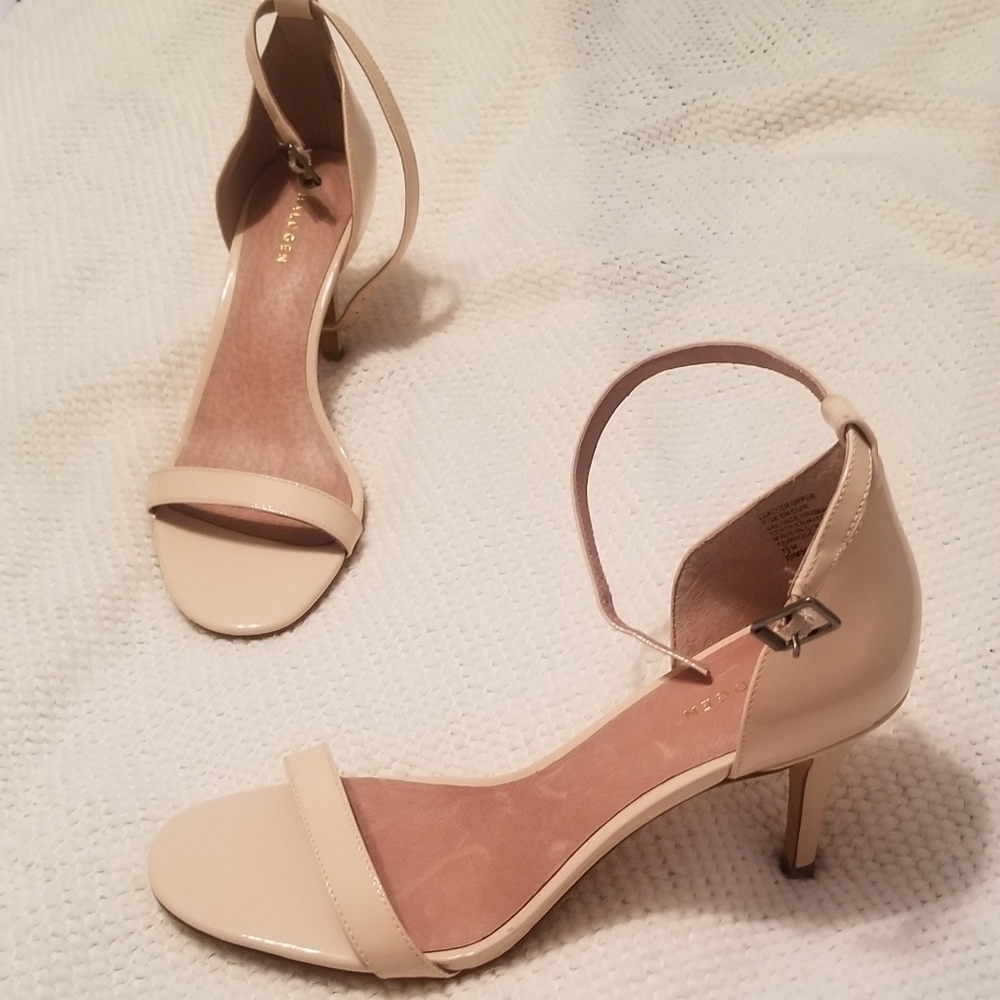 Halogen Nude sandals